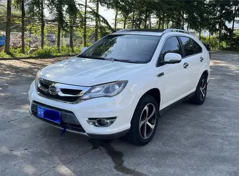 BYD S7 2015