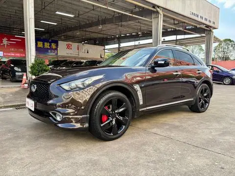 Infiniti QX70 2013