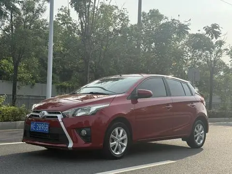 Toyota YARIS L 2014