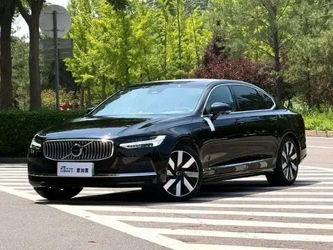Volvo S90 PHEV 2024