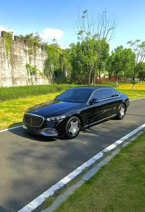 Mercedes-Benz S-Class 2021
