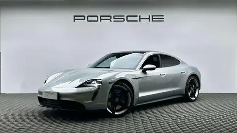 Porsche Taycan 2019