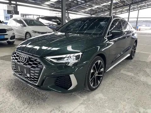 Audi A3 2022 — фото 1