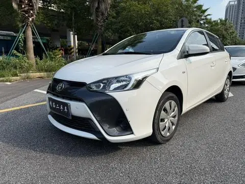 Toyota YARIS L 2020