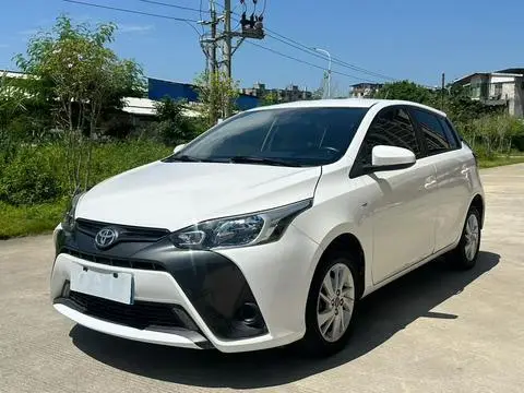 Toyota YARIS L 2016