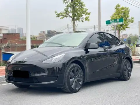 Tesla Model Y 2022 — фото 1