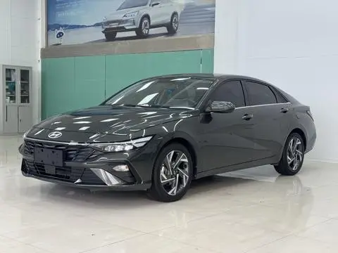 Hyundai Elantra 2023