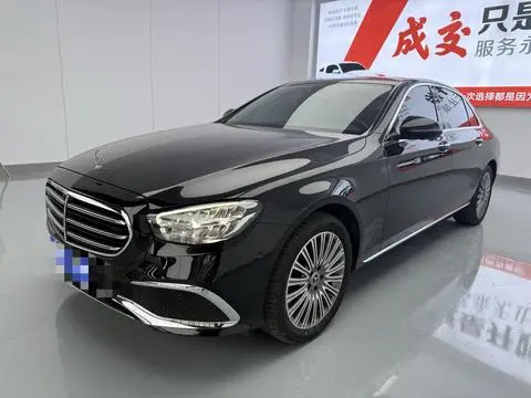 Mercedes-Benz E-Class 2022