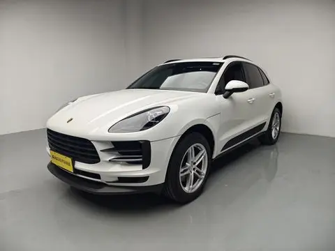 Porsche Macan 2021