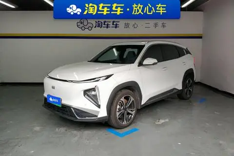 Geely L7 2025