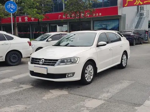 Volkswagen Lavida 2013