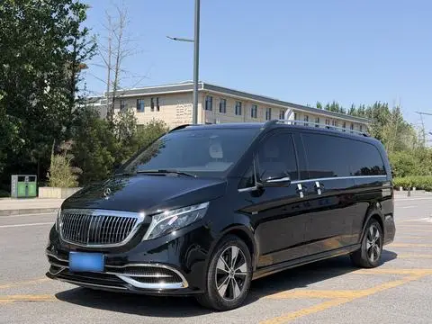Mercedes-Benz V-Class 2022 — фото 1