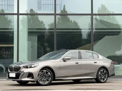 BMW 5 Series 2024