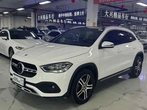 Mercedes-Benz GLA 2020
