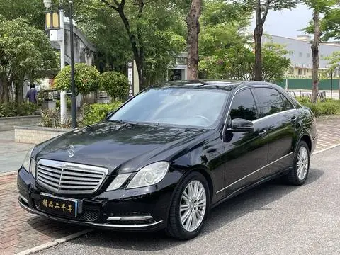 Mercedes-Benz E-Class 2010