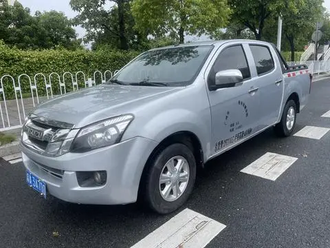Isuzu D-MAX 2015