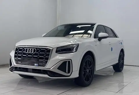 Audi Q2L 2022