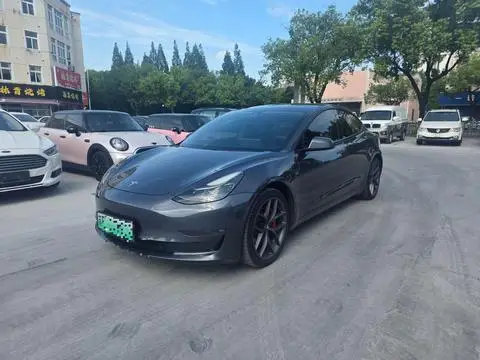Tesla Model 3 2021