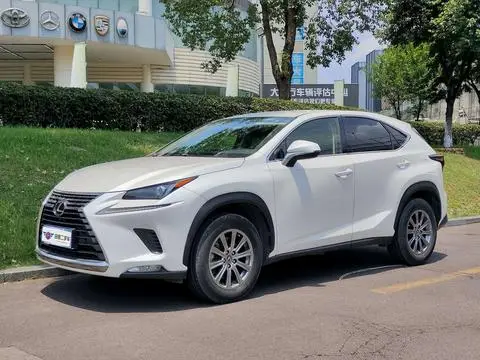 Lexus NX 2020