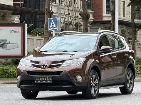 Toyota RAV4 2015