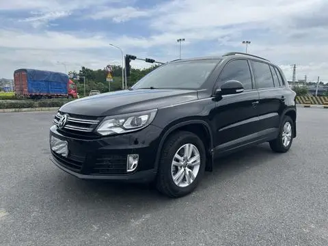 Volkswagen Tiguan 2015