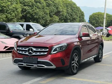 Mercedes-Benz GLA 2017