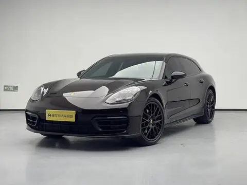 Porsche Panamera 2022