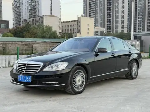 Mercedes-Benz S-Class 2010