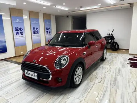 MINI MINI 2020