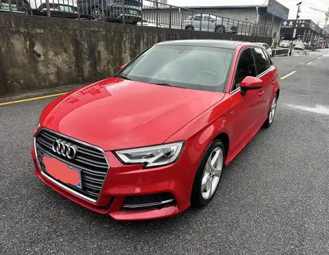 Audi A3 2019 — фото 1