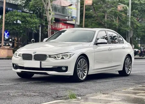 BMW 3 Series 2019 — фото 1
