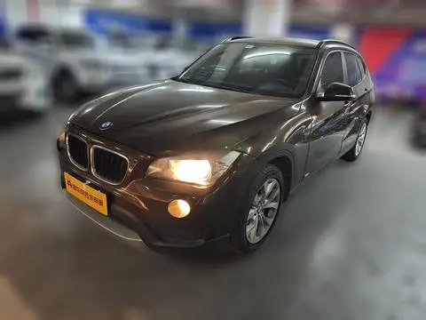 BMW X1 2013 — фото 1