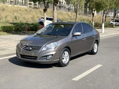Hyundai Elantra Yuedong 2011