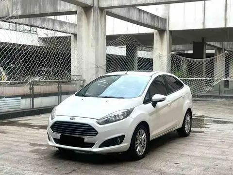 Ford 嘉年华 2013