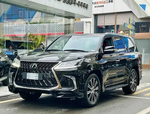 Lexus LX 2019 — фото 1