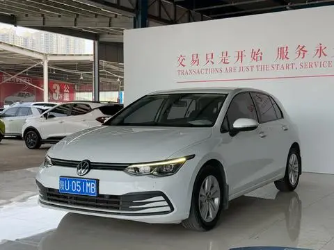 Volkswagen Golf 2021
