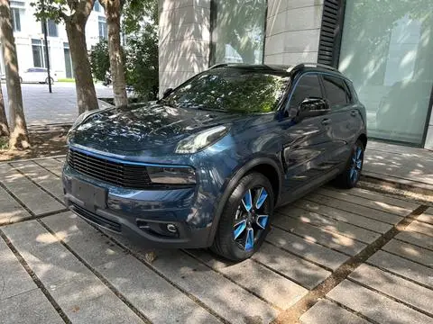 Lynk & Co 01 2017