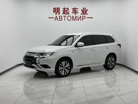 Mitsubishi 欧蓝德 2021