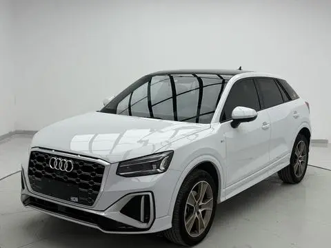 Audi Q2L 2022