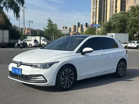 Volkswagen Golf 2021