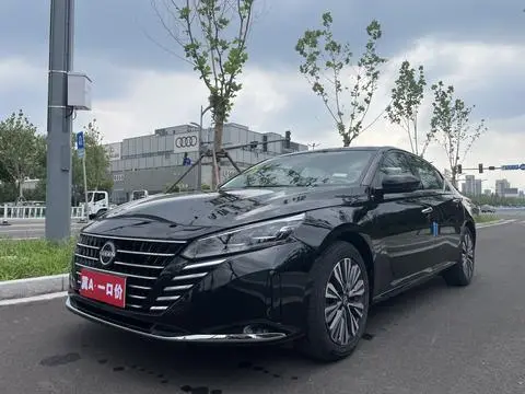 Nissan Teana 2024