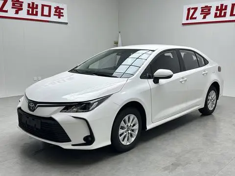 Toyota Corolla 2023 — фото 1