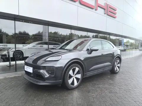 Porsche Macan EV 2024