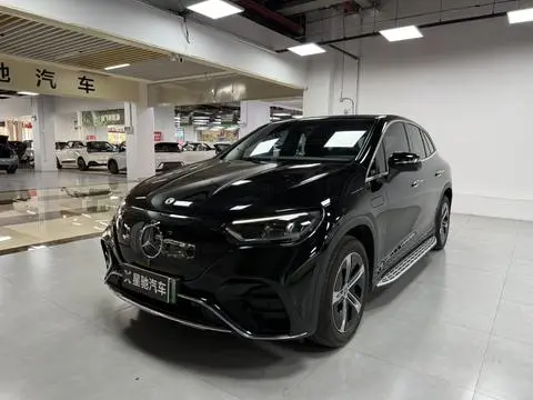 Mercedes-Benz EQE SUV 2023