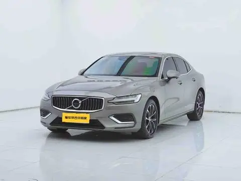 Volvo S60 2021