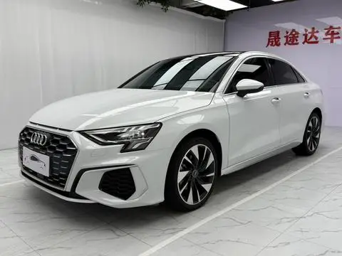 Audi A3 2022 — фото 1