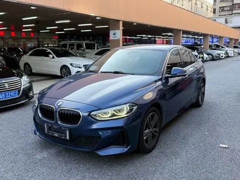 BMW 1 Series 2021