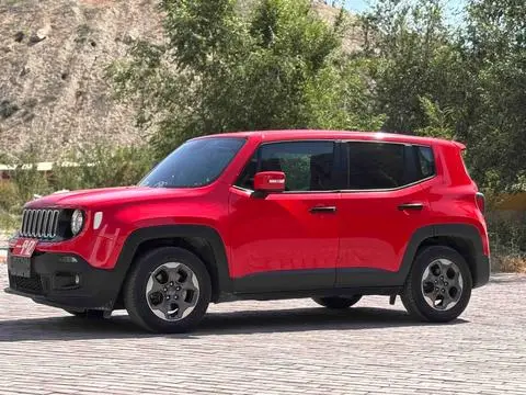 Jeep 自由侠 2016