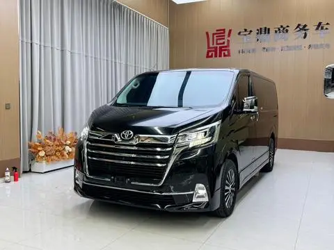 Toyota Granvia(海外) 2023
