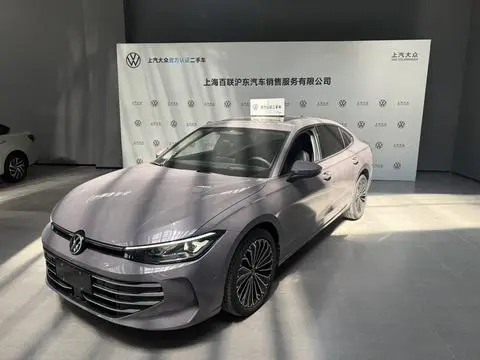 Volkswagen Passat 2025